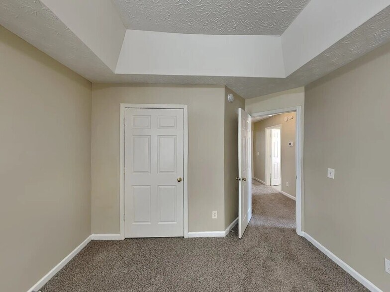Building Photo - 4516 Swan Trce