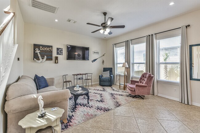 Building Photo - 1815 28th St