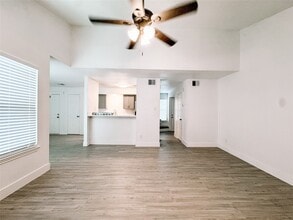 Building Photo - 12524 Pebblestone St