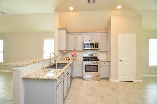 Building Photo - 23019 Tindarey Falls Ln