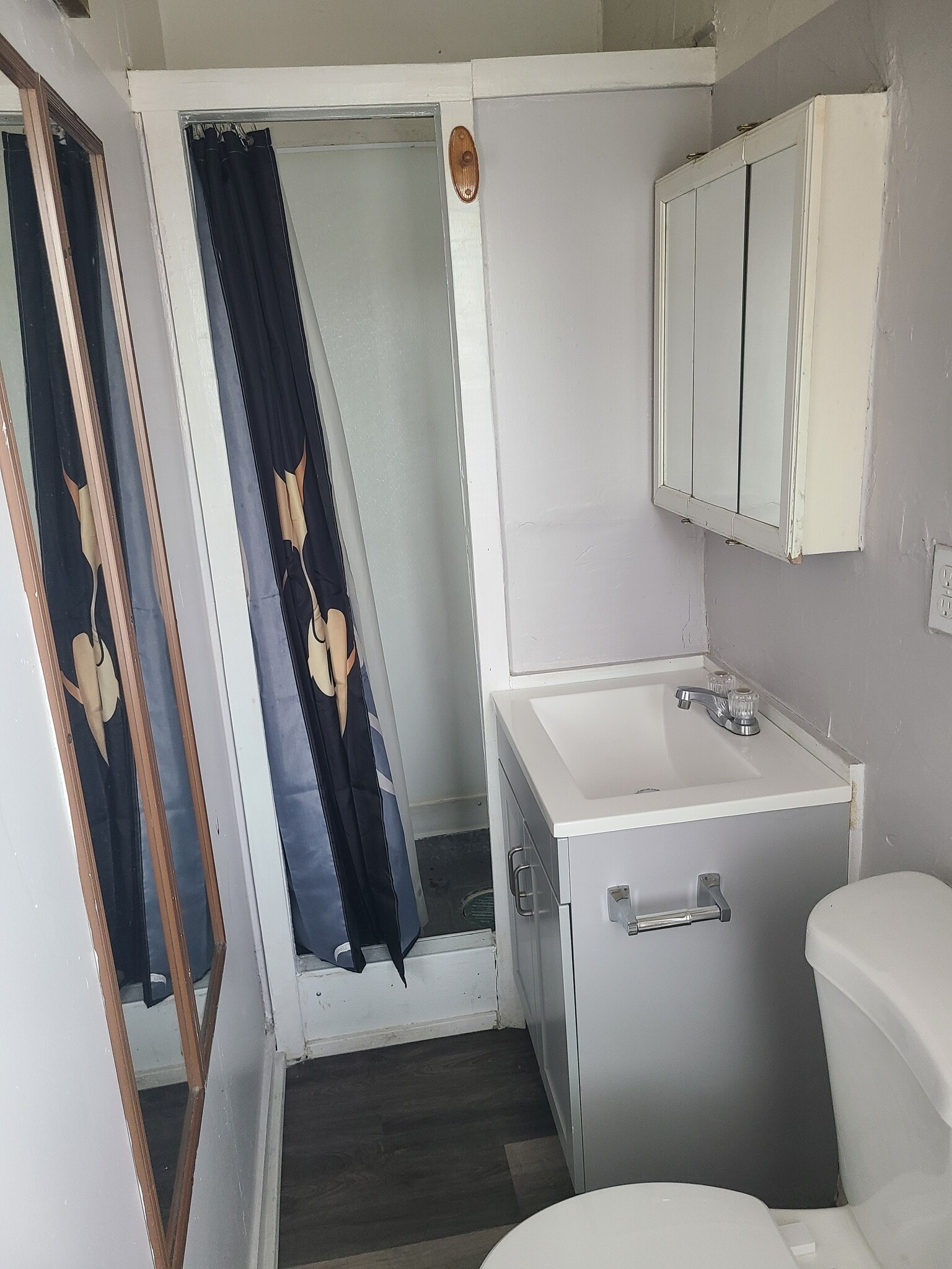 Building Photo - 2344 Prospect Ave E