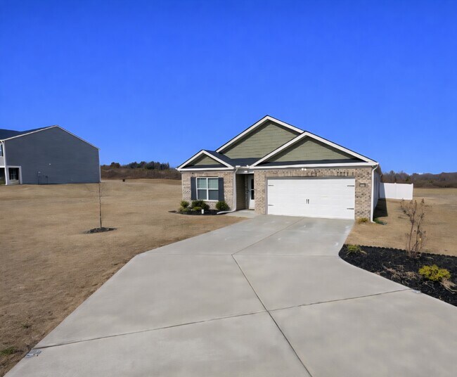 Building Photo - 7705 Sand Pit Rd