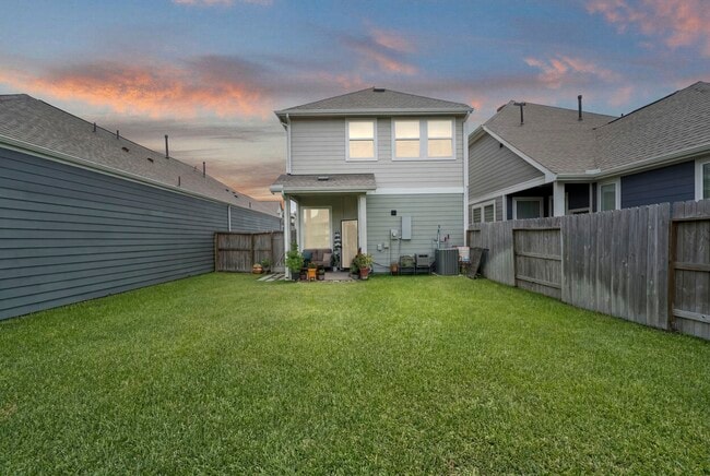 Building Photo - 7907 Starfish Arbor Dr
