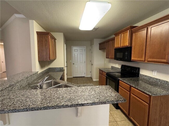 Building Photo - 298 James Dr