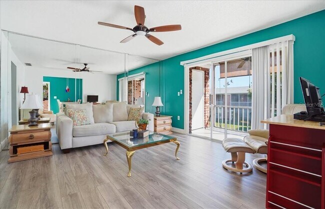 Building Photo - 3580 38th Ave S