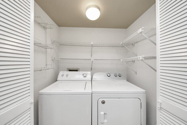 Building Photo - 2120 El Paseo St