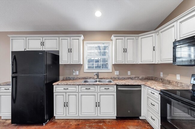 Building Photo - 4 Bed / 2 Bath Home – Jonesboro School District