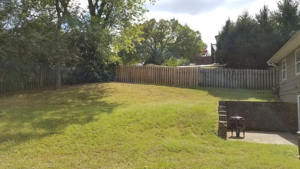 Building Photo - 904 Dartford Rd SW