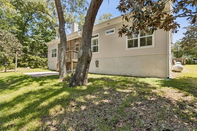 Building Photo - 4BR/3BA Home in Fernandina Beach – Great Location!