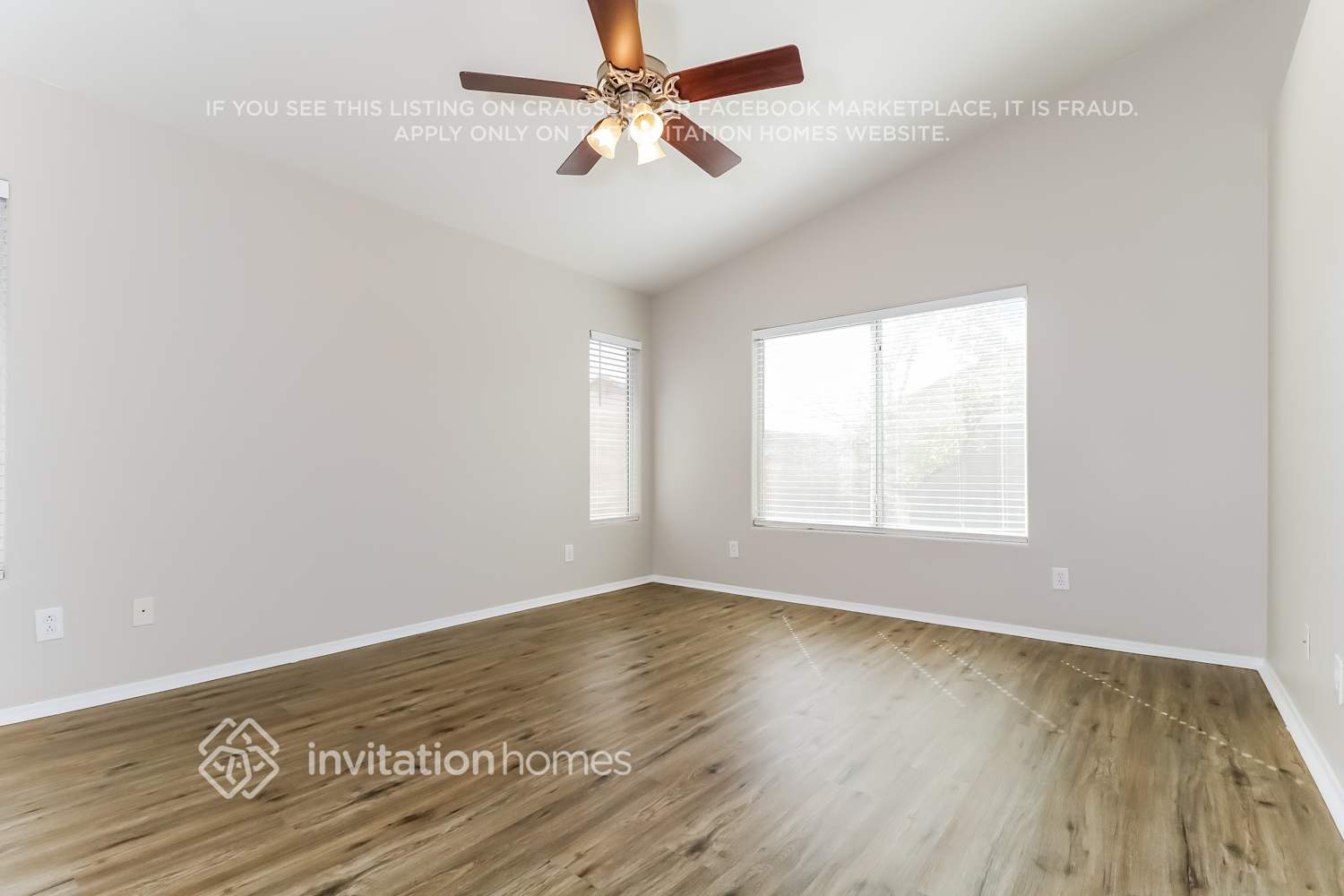 Building Photo - 9327 W Gold Dust Ave