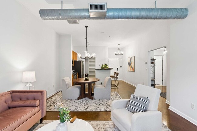 Building Photo - Stylish 1/1 Condo in Inman Park, Right on the ATLBeltLine!
