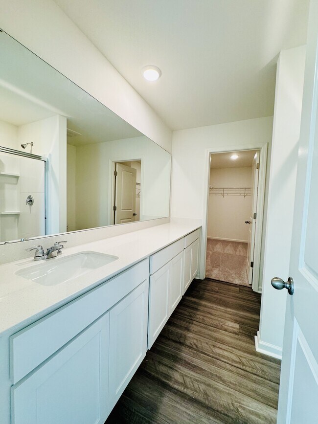Building Photo - 623 Muster Fld Ct