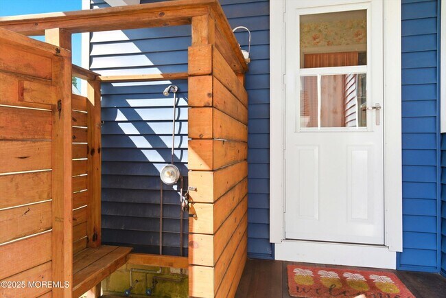 Building Photo - 425 Washington Ave