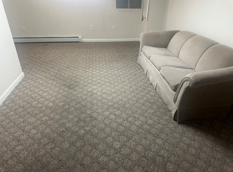 Building Photo - 609 Clement St