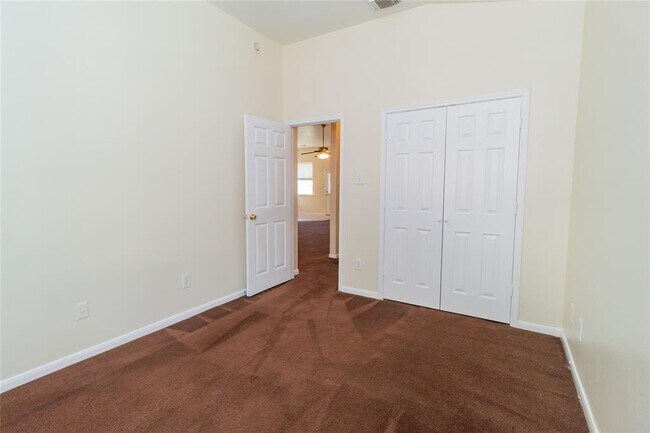 Building Photo - 17115 Sperry Landing Dr