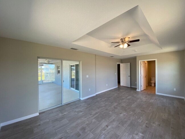 Building Photo - Custom Home - Desirable SE Ocala neighborhood 3/2/2 ** Wont Last**