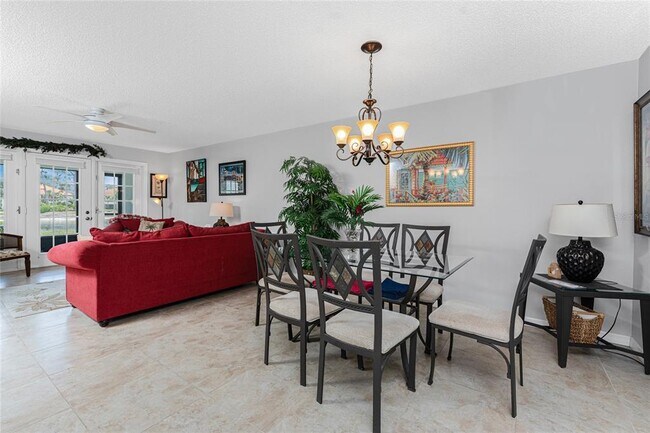 Building Photo - 511 Pine Hollow Cir