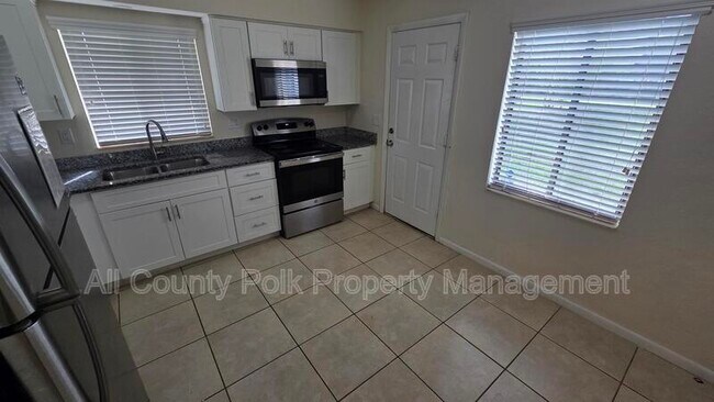 Building Photo - 263 Leelon Rd