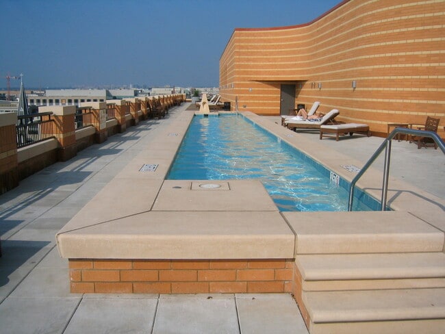 Pool Deck - 400 Massachusetts Ave NW