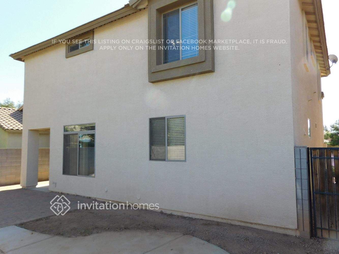 Building Photo - 1912 E Hawken Pl