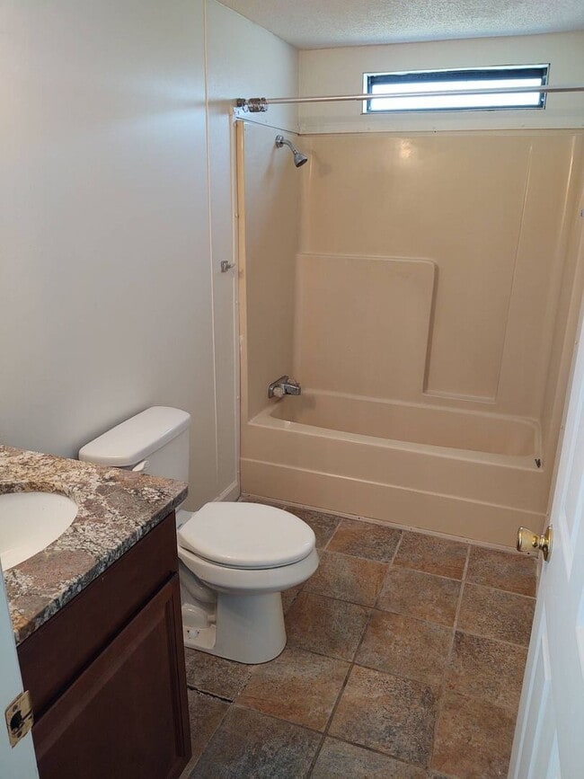 Building Photo - Available Now! 124 Littleton-Midway Park. $300 Off 1st Month's Rent!