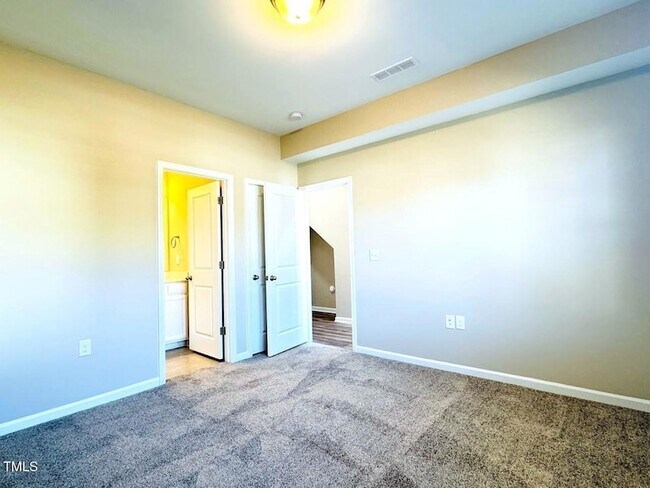 Building Photo - 432 Sustainable Wy