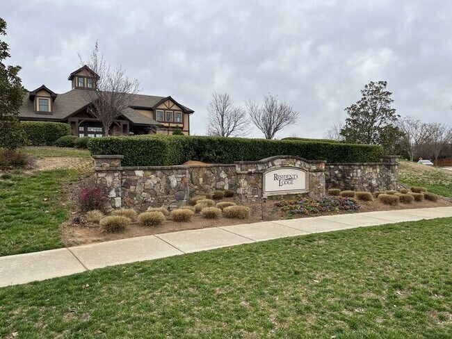 Building Photo - 8206 Yaxley Hall Dr