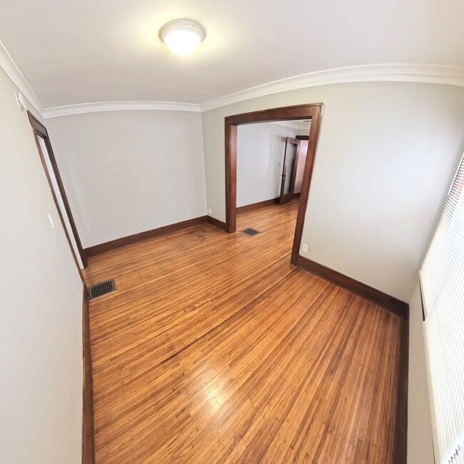 Building Photo - 3 Bedroom in Swillburg Area