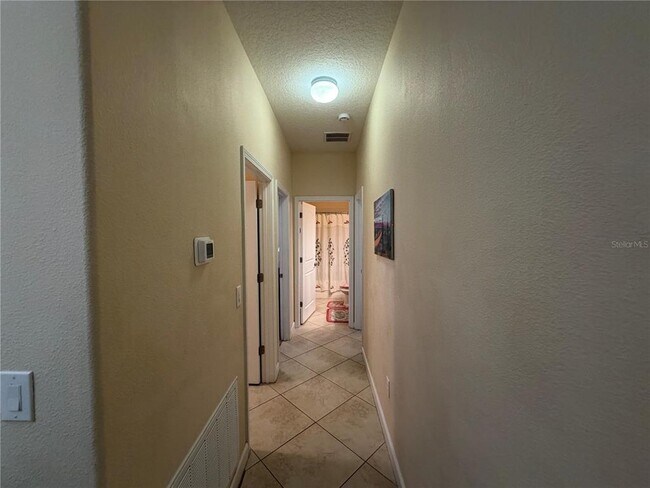 Building Photo - 5265 Cortland Dr