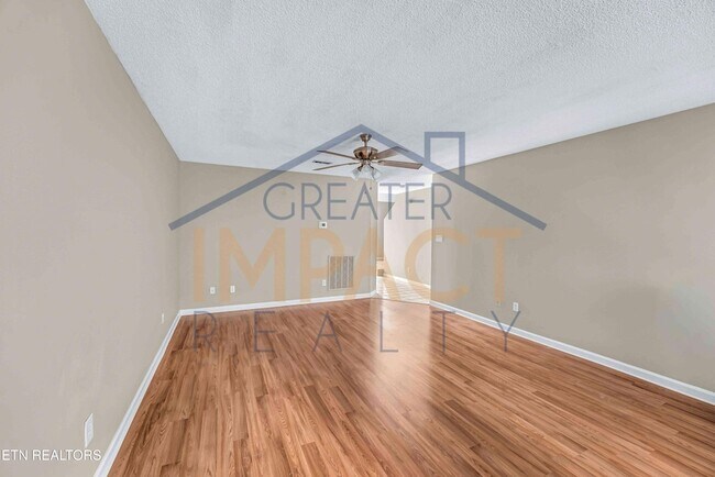 Building Photo - 1045 Blinken St