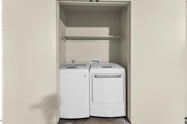 Building Photo - 2203 N Carroll Ave