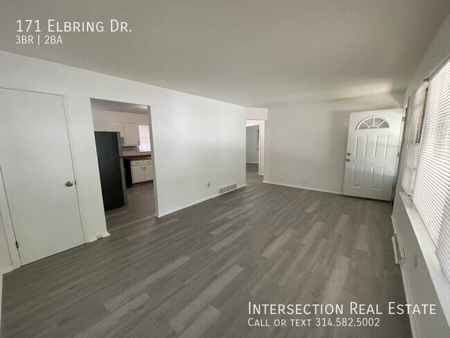 Building Photo - 171 Elbring Dr