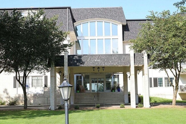 Building Photo - 8750 Harrison Ave