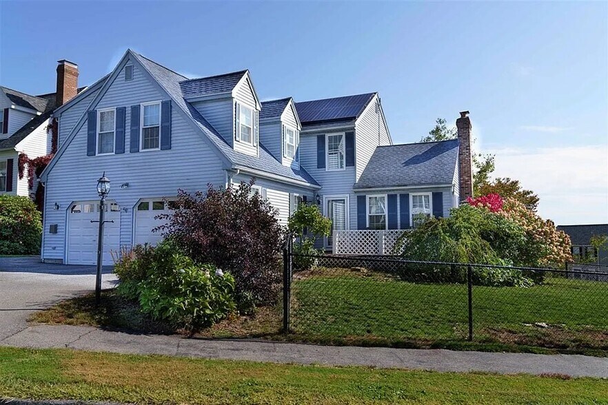 Building Photo - 32 Fox Meadow Dr