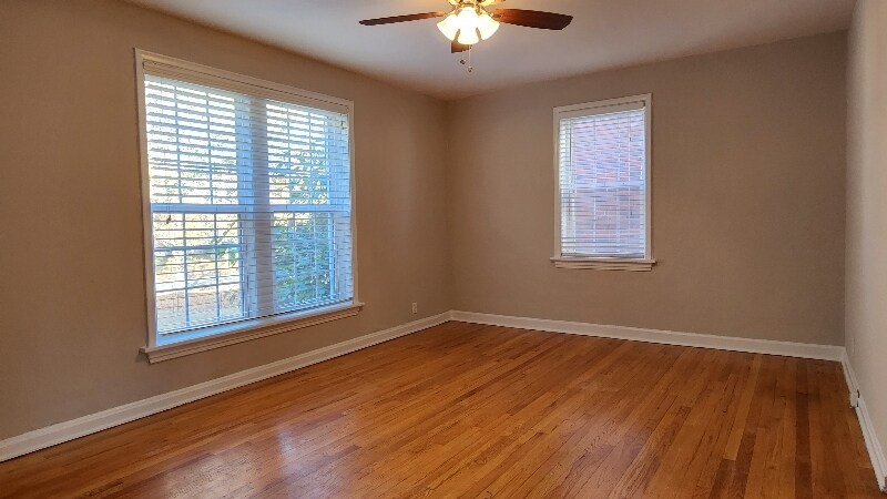 Building Photo - 1032 Sanford Ave