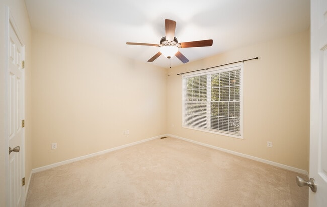 Building Photo - 814 Marit Drive