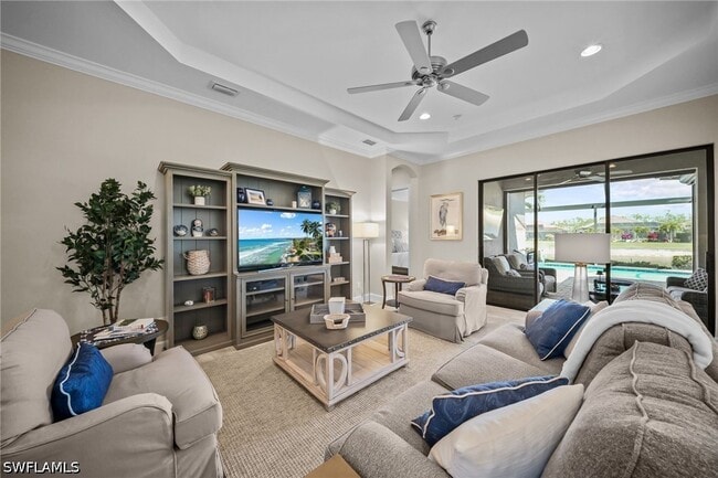 Building Photo - 9361 Terresina Dr