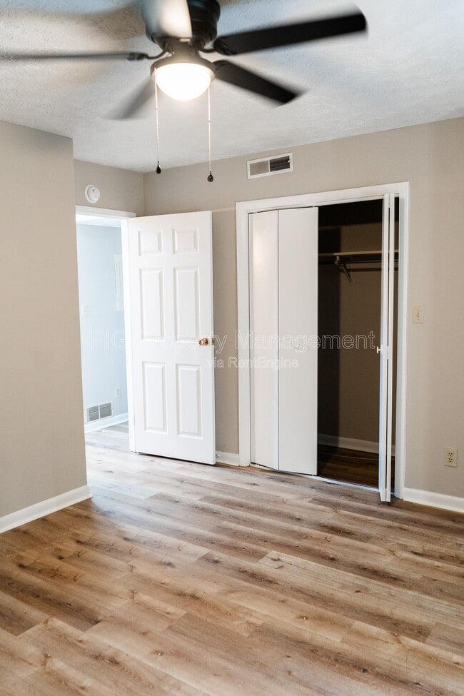 Building Photo - 1816 Lively Rd