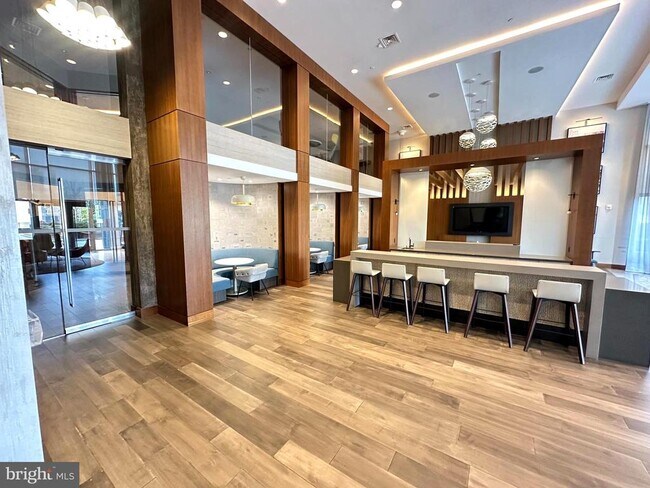 Building Photo - 145 Riverhaven Dr