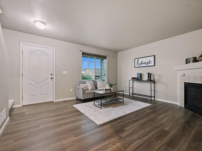 Building Photo - 4750 Cheerful Rd