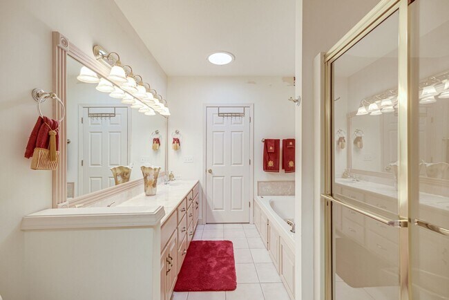 Building Photo - 2923 Rutherford Dr