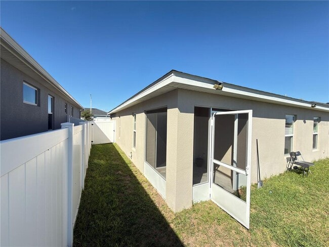 Building Photo - 1088 Zion Dr