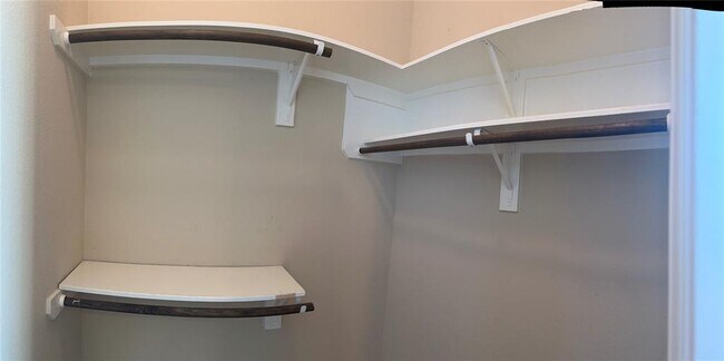 Building Photo - 19839 Driver Forest Dr