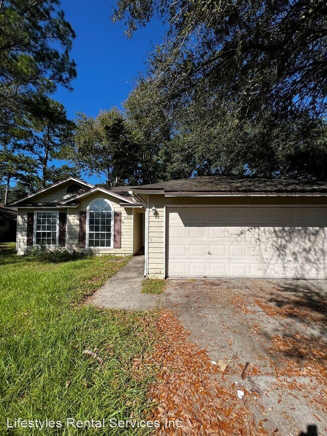 4 br, 2 bath House 11810 Mallard Lane 11810 Mallard Ln Jacksonville