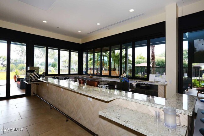 Building Photo - 8989 N Gainey Center Dr
