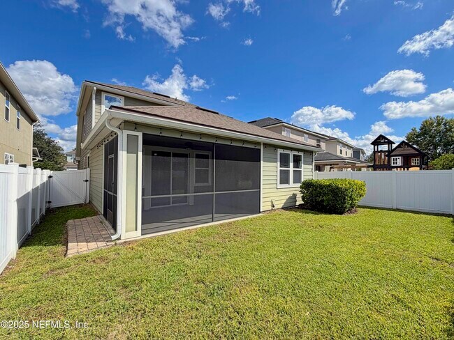 Building Photo - 14462 Serenoa Dr