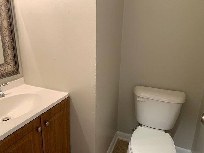 Building Photo - 4416