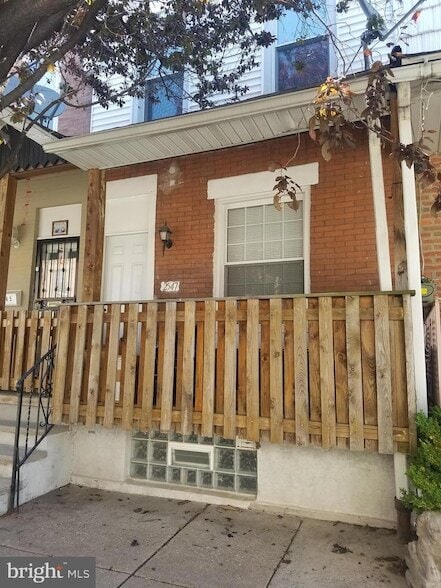 Building Photo - 2547 S Mildred St