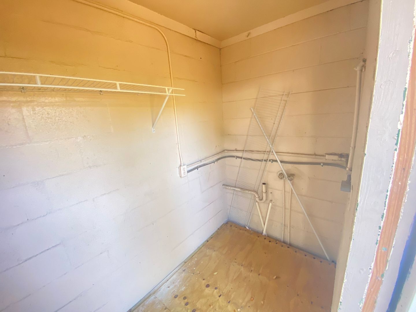 Building Photo - 1001 E Pine St