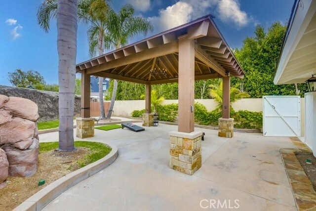 Building Photo - 1242 Somerset Ln